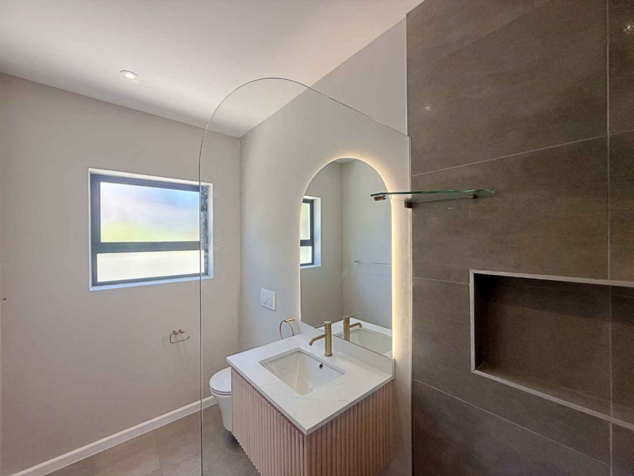 3 Bedroom Property for Sale in Country Club Western Cape